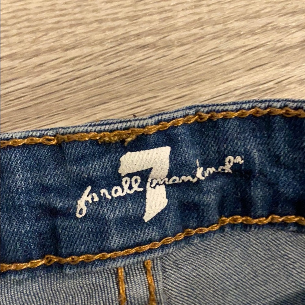 denim shorts - Picture 3 of 3